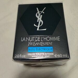 La Nuit de L'Homme Bleu Électrique Eau de Toilette Intense